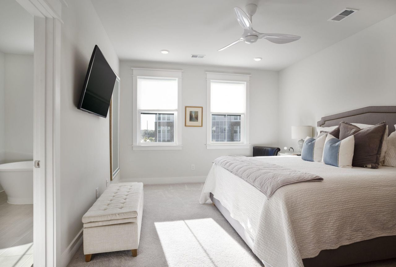 1515 Martel Street Photo 28