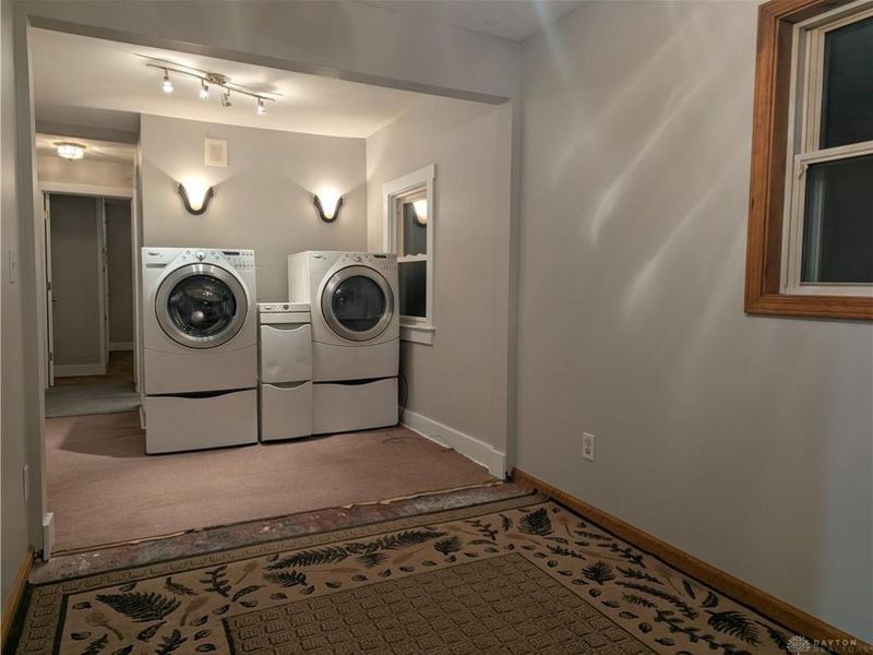 1554 S Belmont Avenue, Springfield, OH 45505 Photo 13