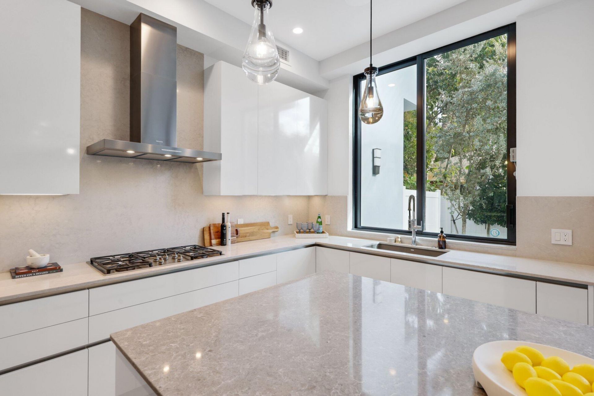 408 SE 2nd Street, Delray Beach, FL 33483 Photo