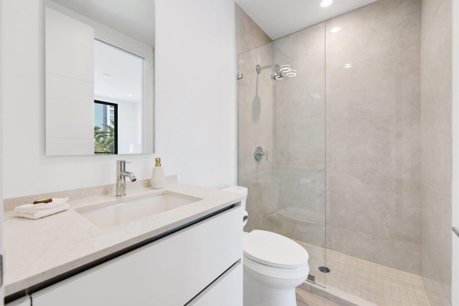 408 SE 2nd Street, Delray Beach, FL 33483 Photo