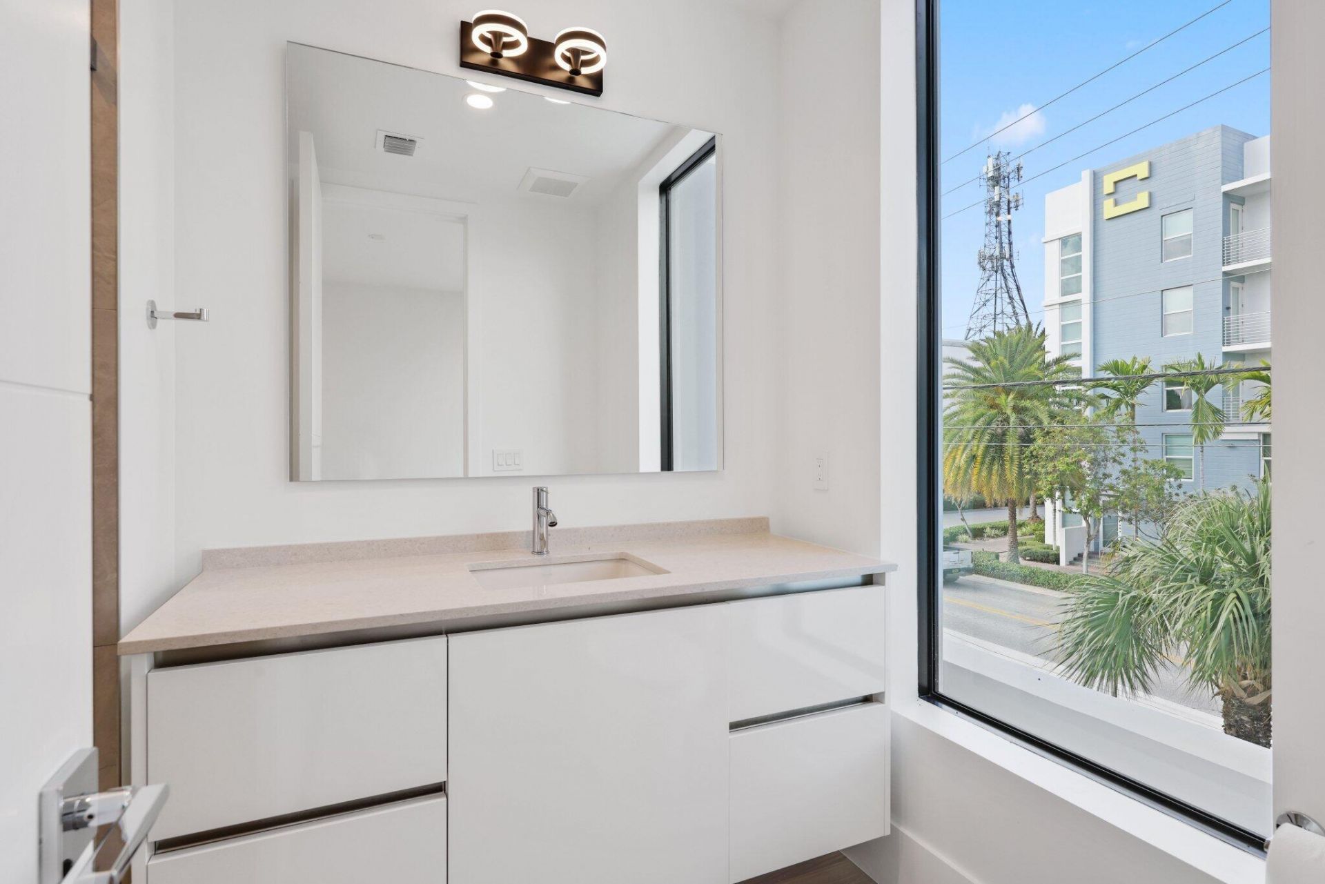 408 SE 2nd Street, Delray Beach, FL 33483 Photo