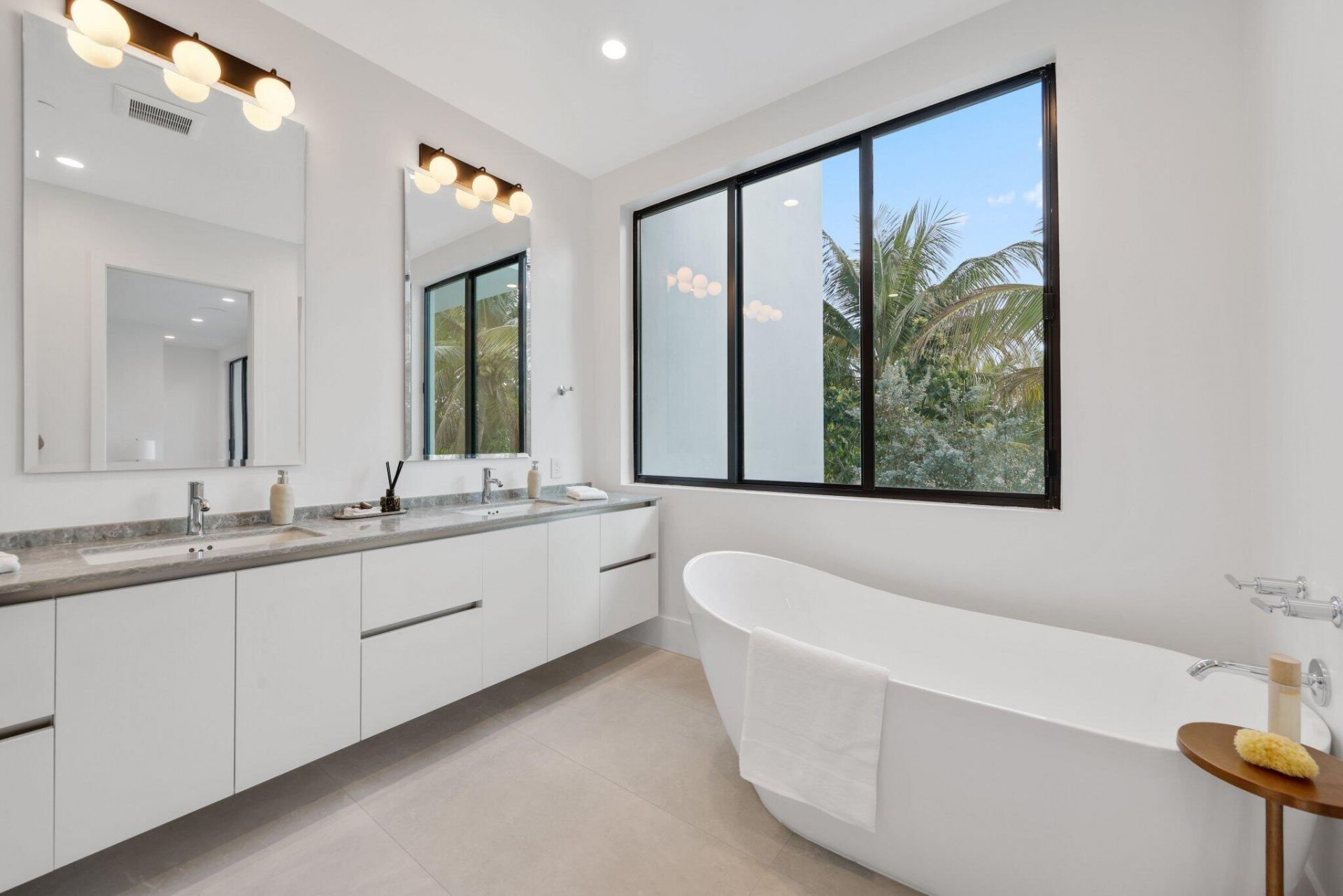 408 SE 2nd Street, Delray Beach, FL 33483 Photo