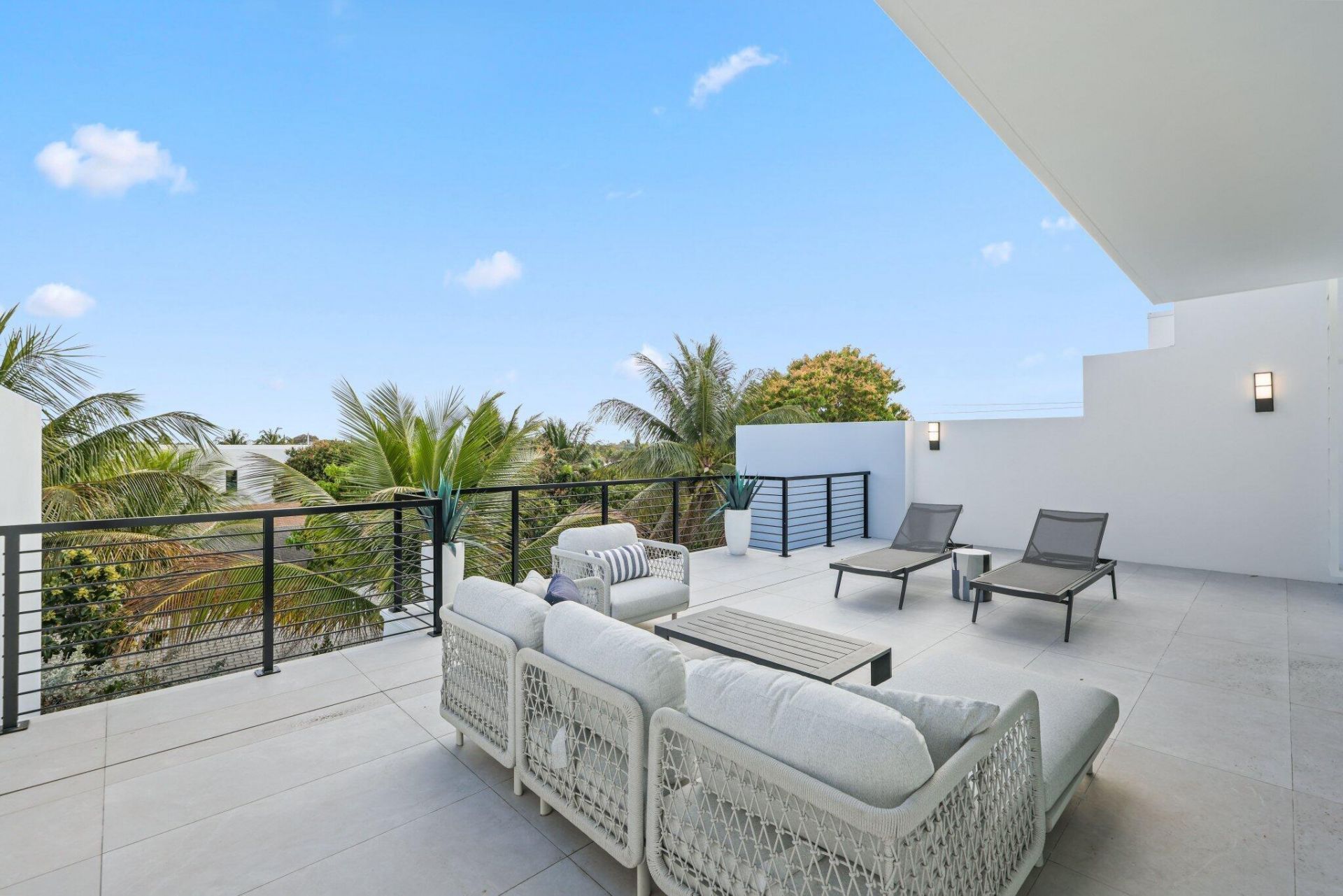 408 SE 2nd Street, Delray Beach, FL 33483 Photo