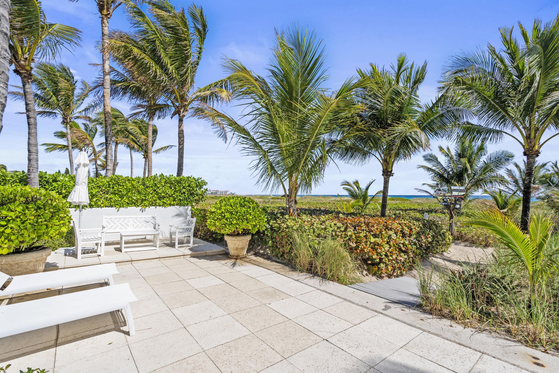 156 Dolphin Road, Palm Beach, FL 33480 Photo