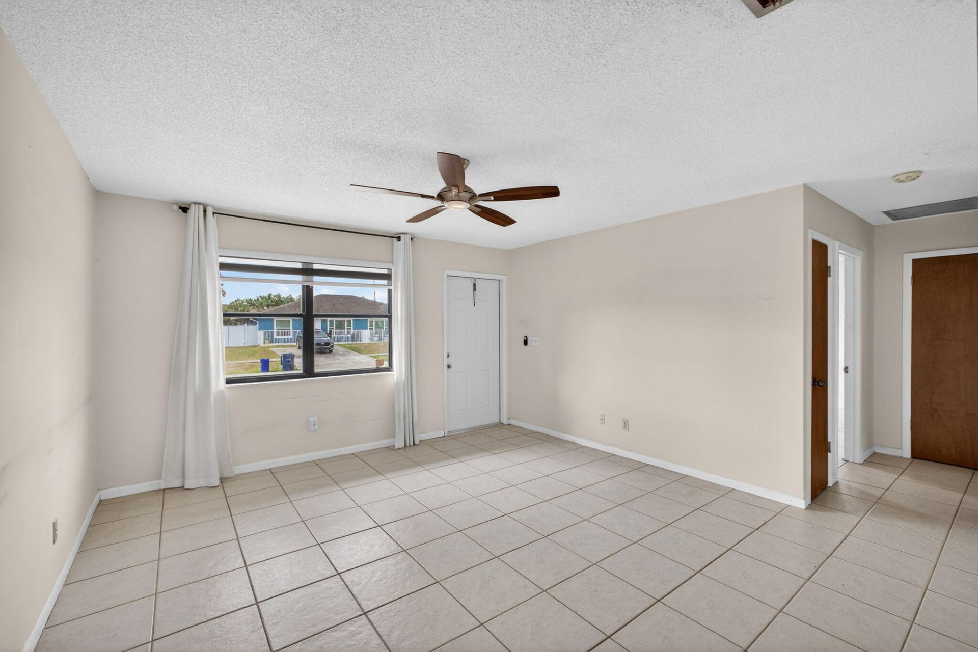 6253 Francis Street, Jupiter, FL 33458 Photo