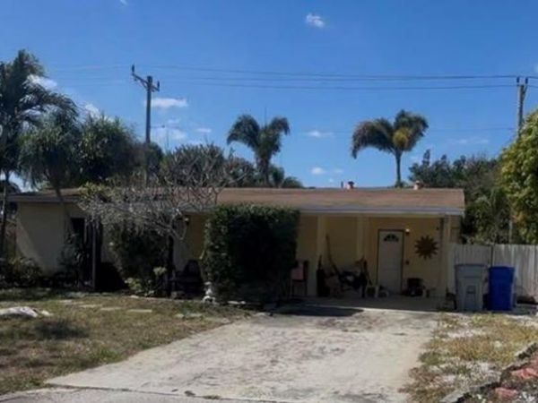 2941 NE 9th Ave, Pompano Beach, FL 33064