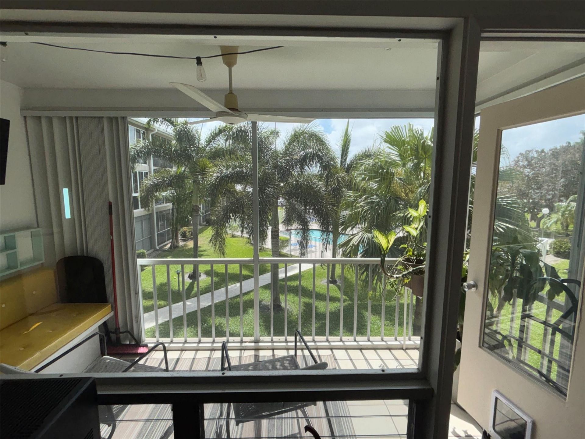 900 SW 12th Street, Unit 202, Fort Lauderdale, FL 33315 Photo