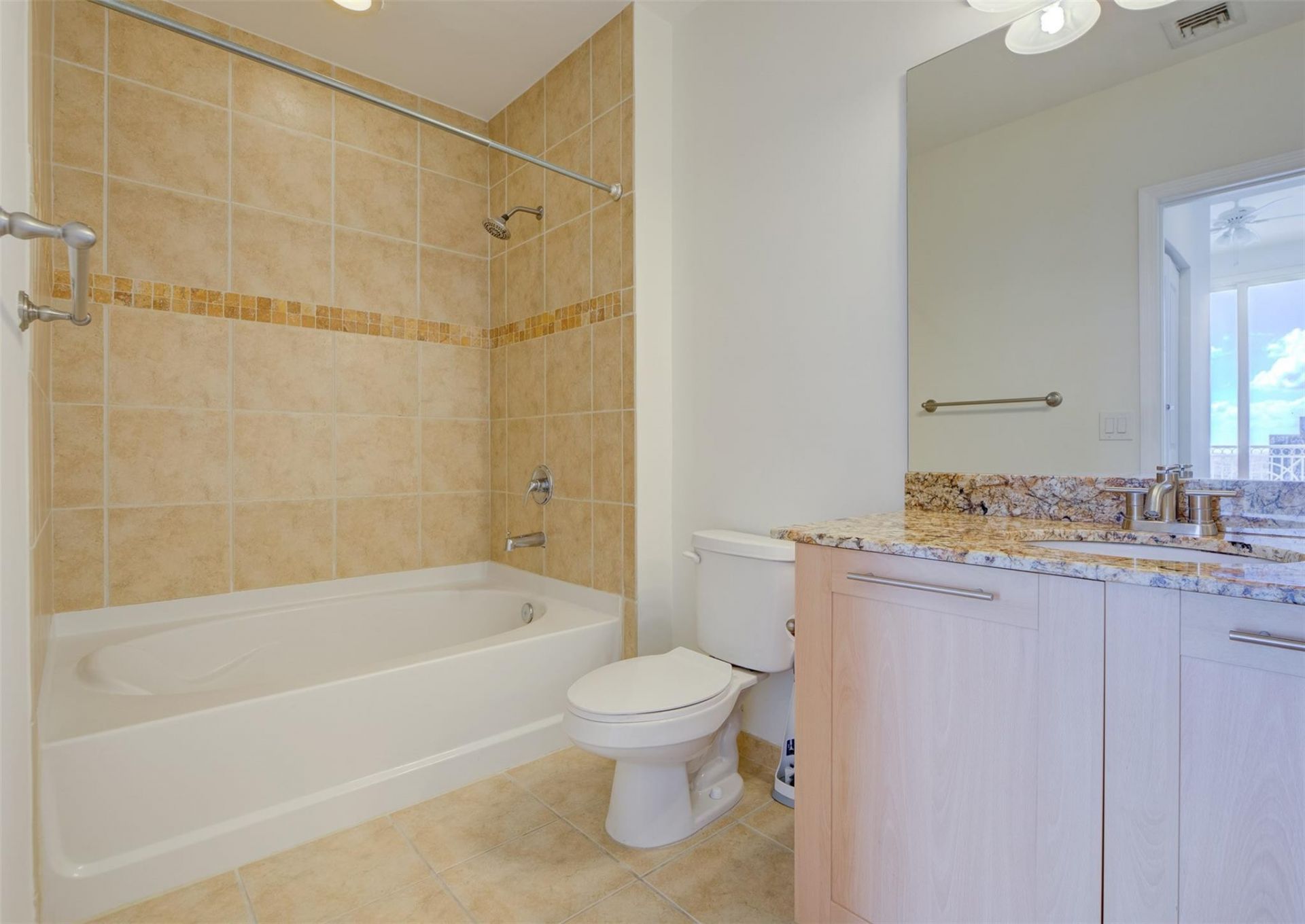 511 SE 5th Avenue, Unit 1913, Fort Lauderdale, FL 33301 Photo