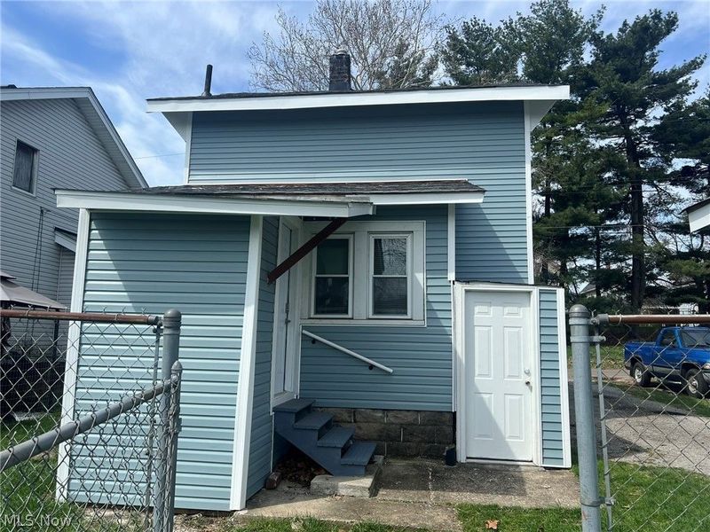 1356 Margaret Avenue SW, Canton, OH 44706 Photo 3