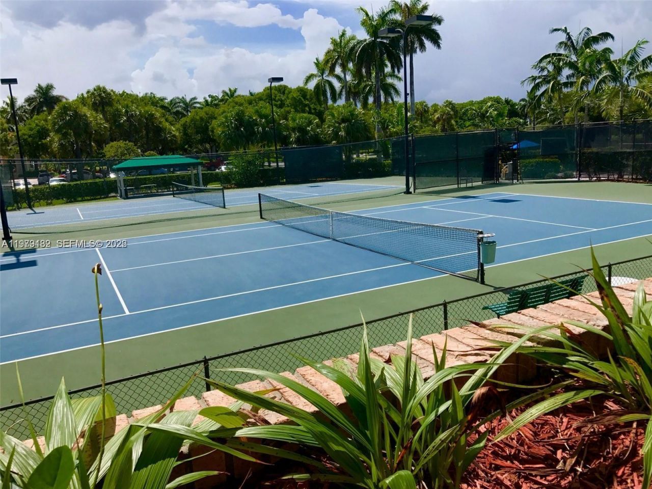 5758 NW 97th Pl, Doral, FL 33178 Photo