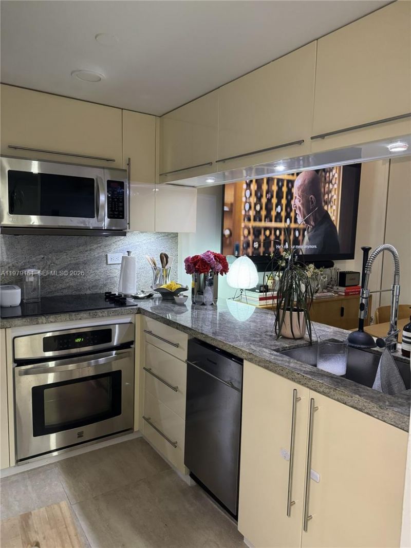 2801 Florida Ave , Unit 433, Coconut Grove, FL 33133 Photo