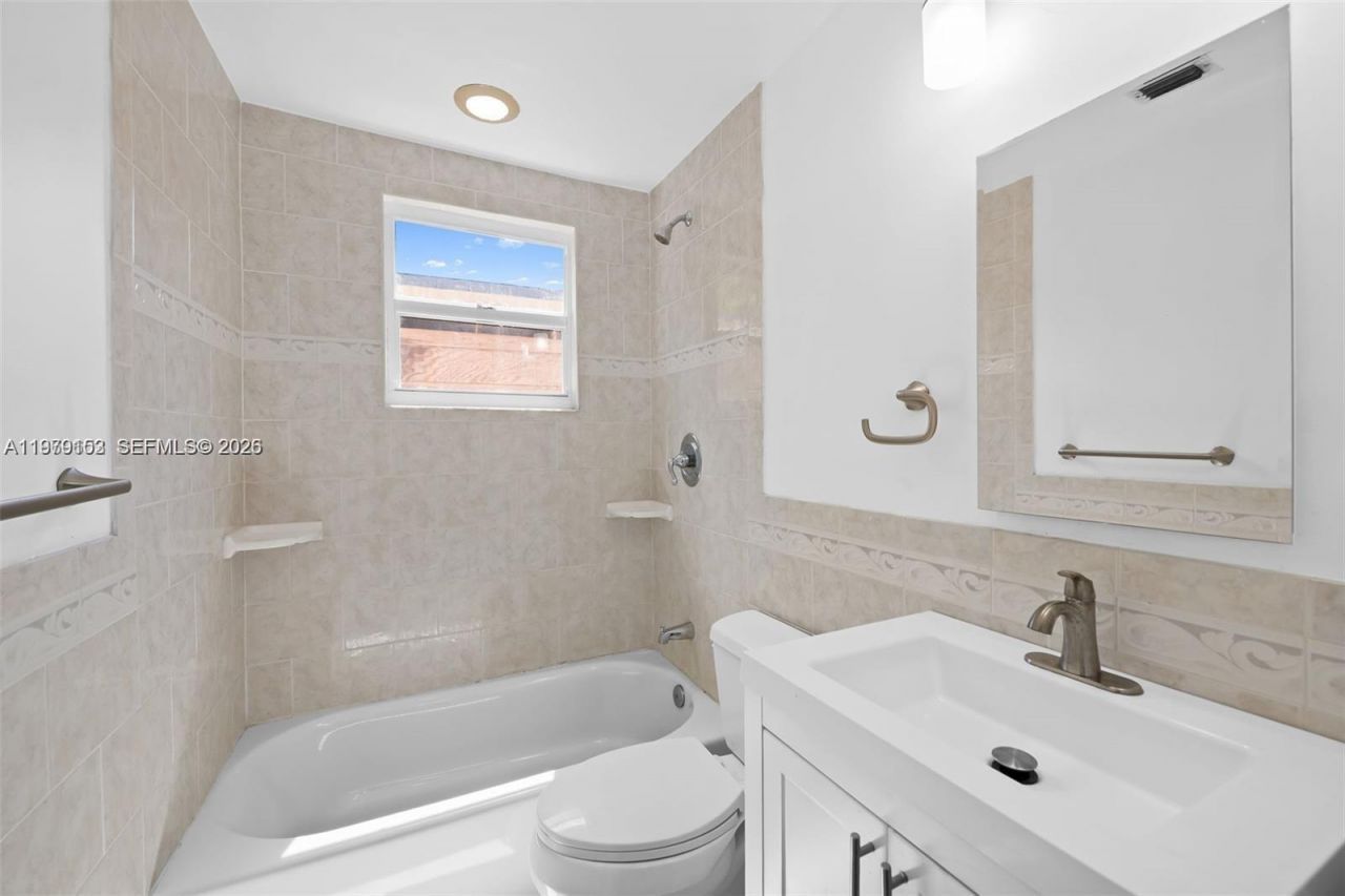 1640 Funston St, Hollywood, FL 33020 Photo