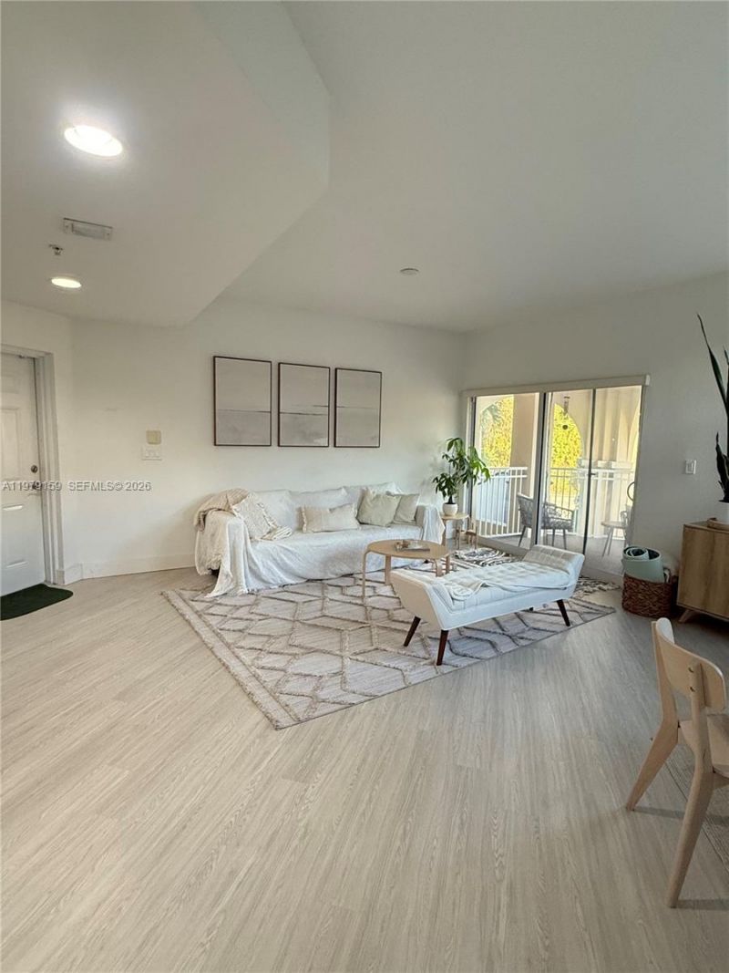 8999 NW 107th Ct, Unit 216-1, Doral, FL 33178 Photo