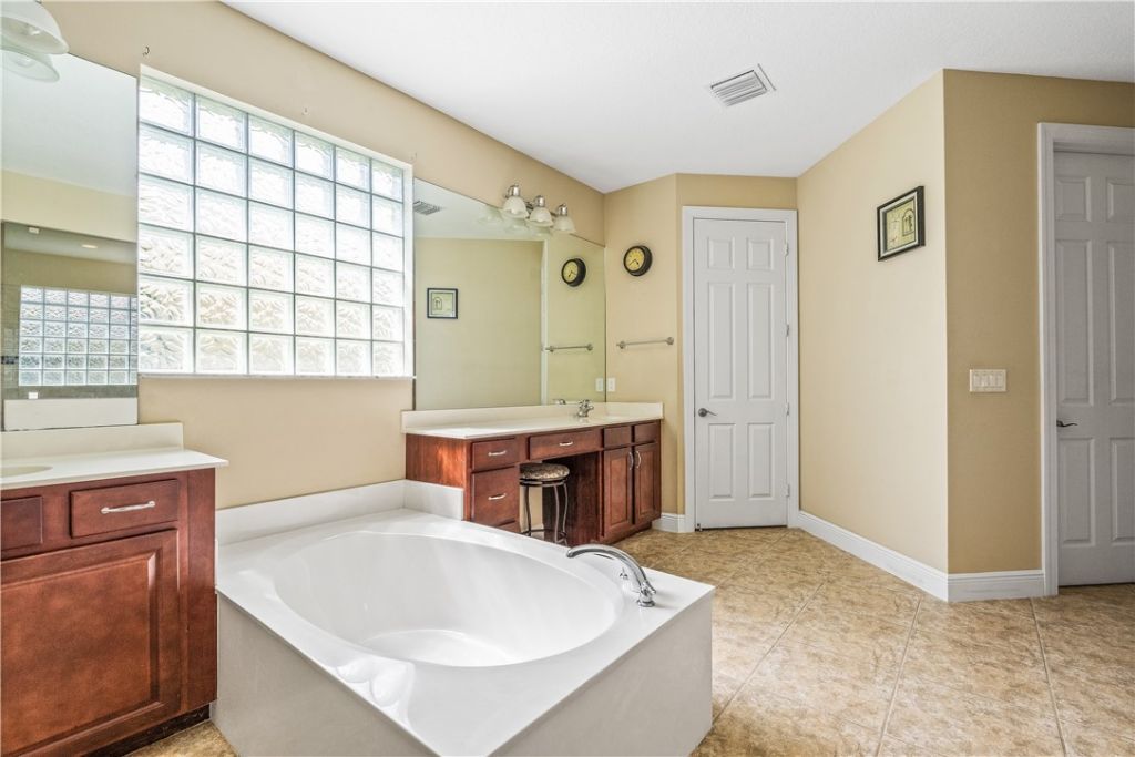 7621 Fieldstone Ranch Square, Vero Beach, FL 32967 Photo