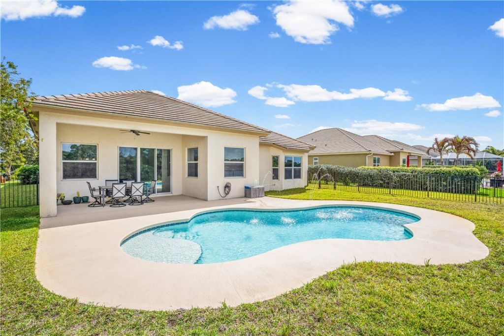 7621 Fieldstone Ranch Square, Vero Beach, FL 32967 Photo