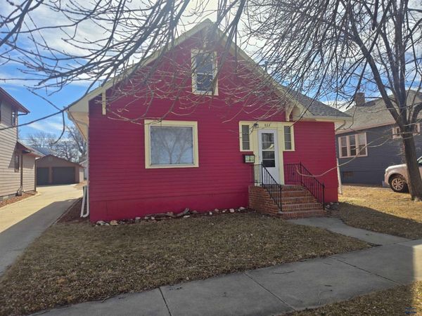 823 ST JAMES, Rapid City, SD 57701