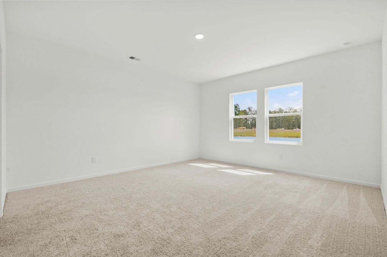 517 Silver Pidgeon St Photo 13