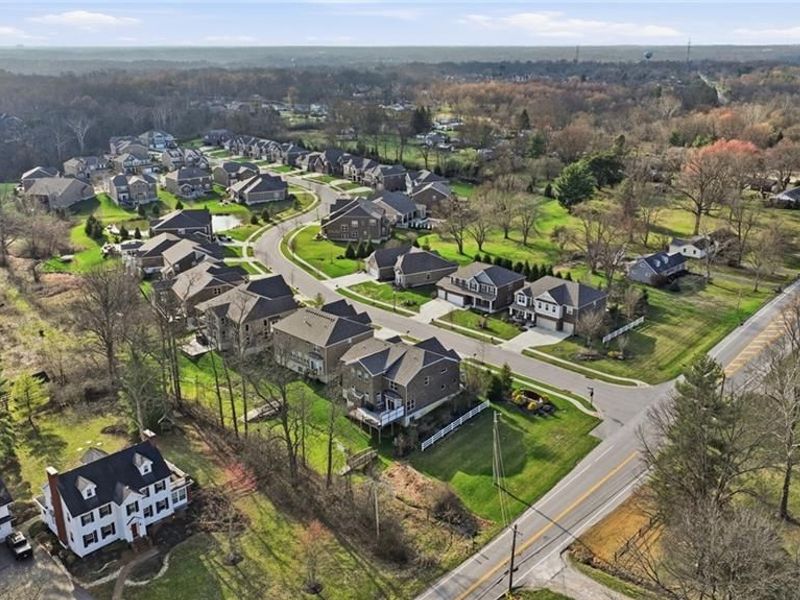 729 Harper Lane, Miami Township, OH 45140 Photo 3