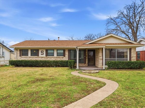 2341 Lagoon Drive, Mesquite, TX 75150