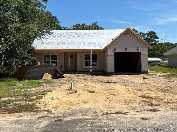 2622 Lone Pine Drive, Fayetteville, NC 28306