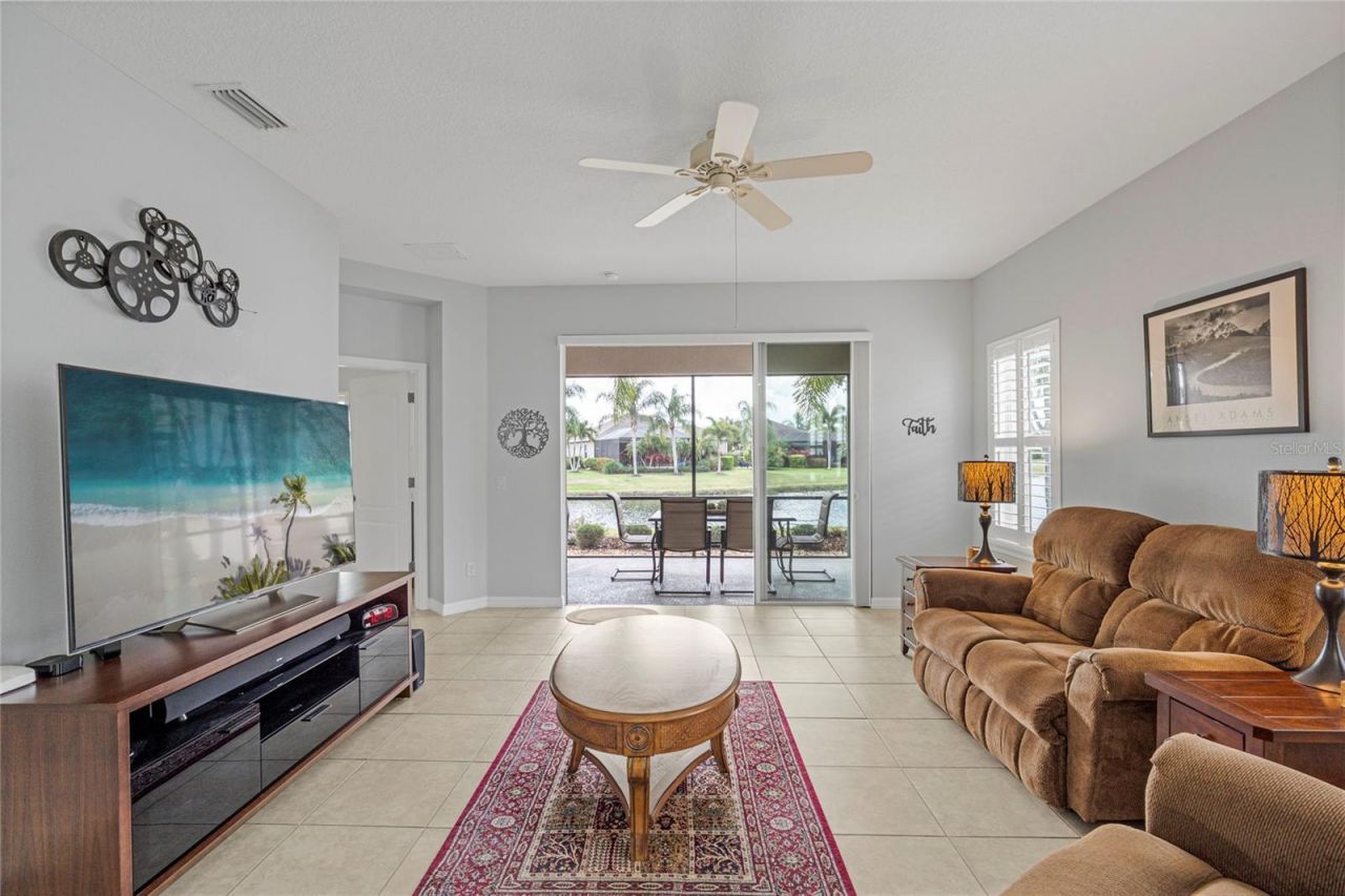 12187 Longview Lake Circle, Bradenton, FL 34211 Photo