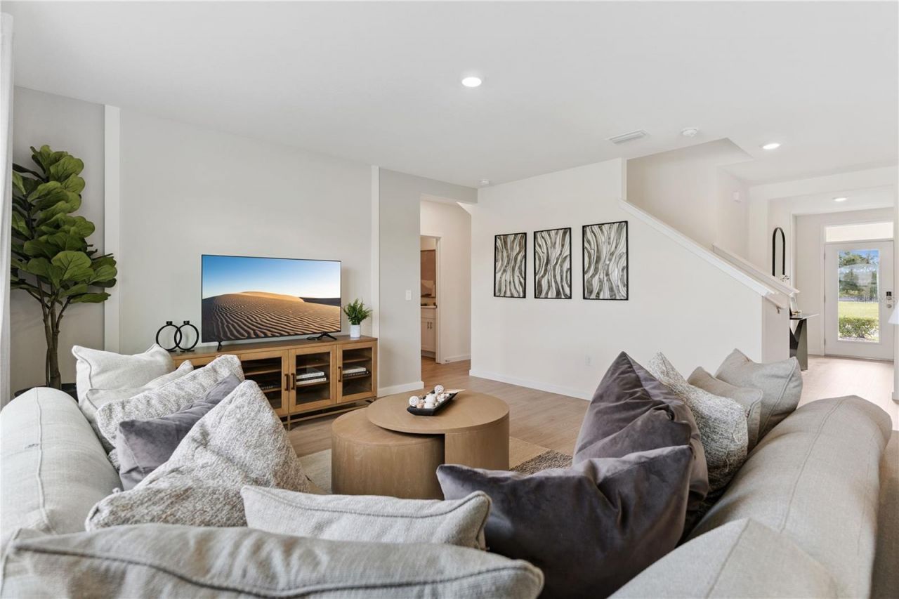 1143 Morfontaine Street, Daytona Beach, FL 32124 Photo