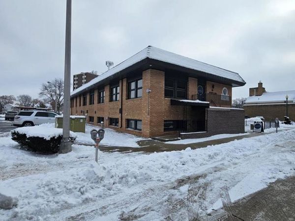 21 N PORTLAND STREET, Fond Du Lac, WI 54935