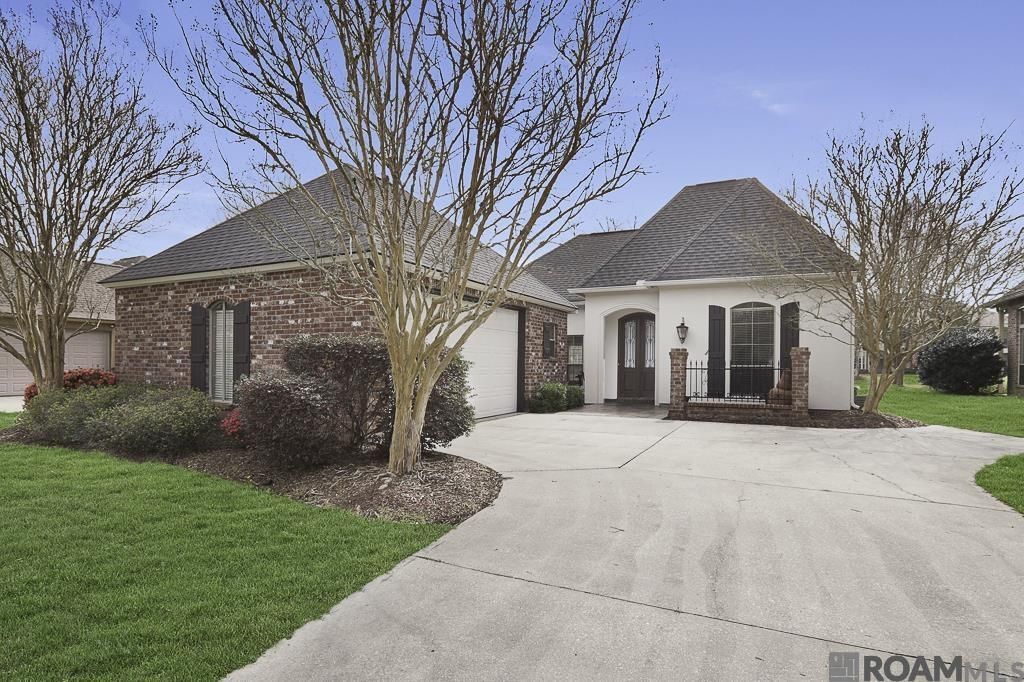 16704 Highland Club Ave, Baton Rouge, LA 70817 Main Photo