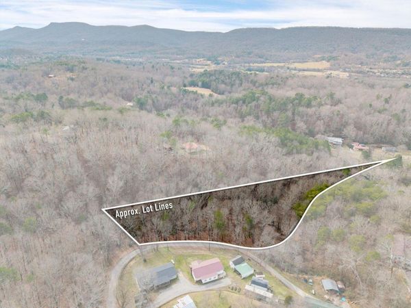 155 Crestline Drive, Rossville, GA 30741