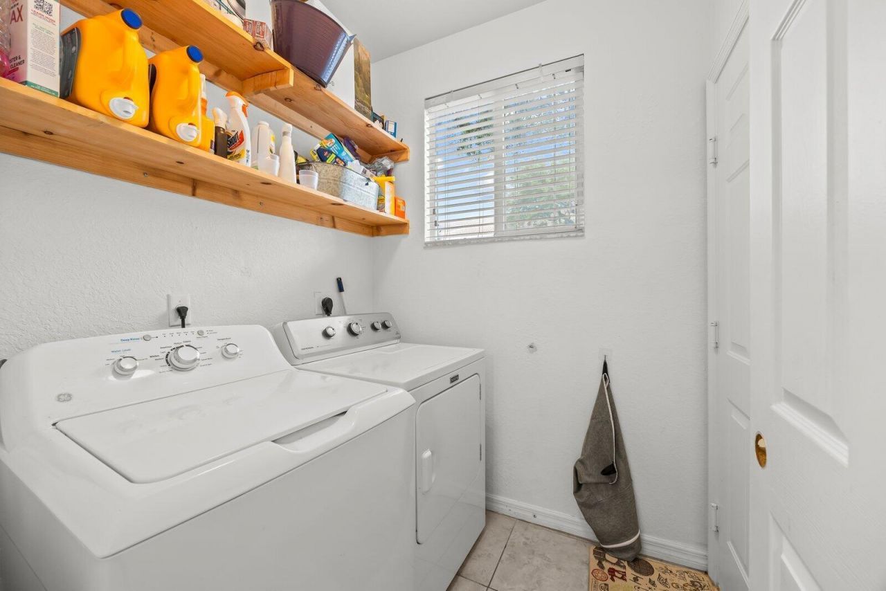 1955 Alamanda Way, Riviera Beach, FL 33404 Photo