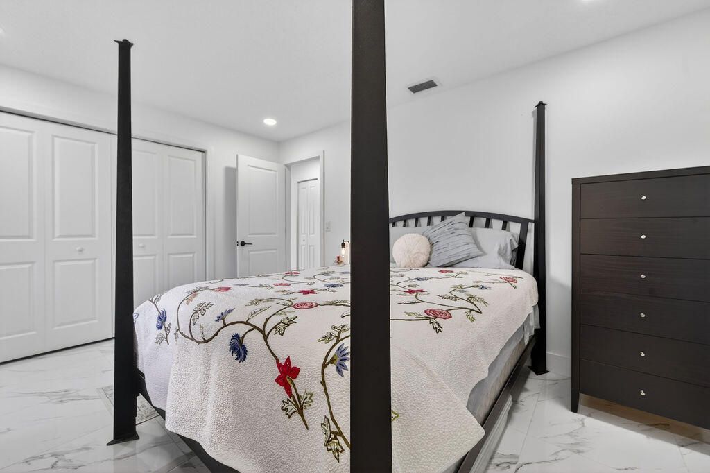 688 SW Lake Court, Boynton Beach, FL 33426 Photo