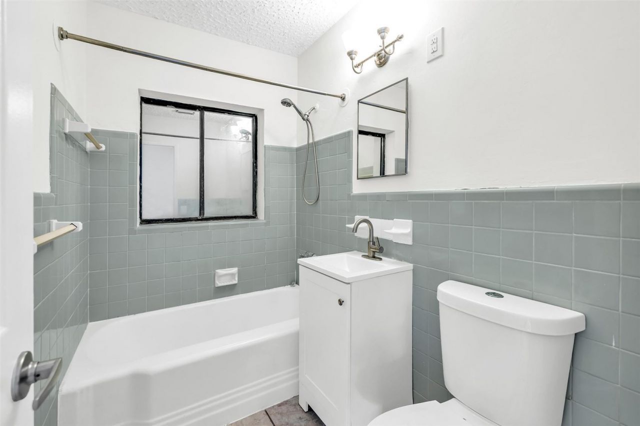 1317 NW 7th Terrace, Fort Lauderdale, FL 33311 Photo