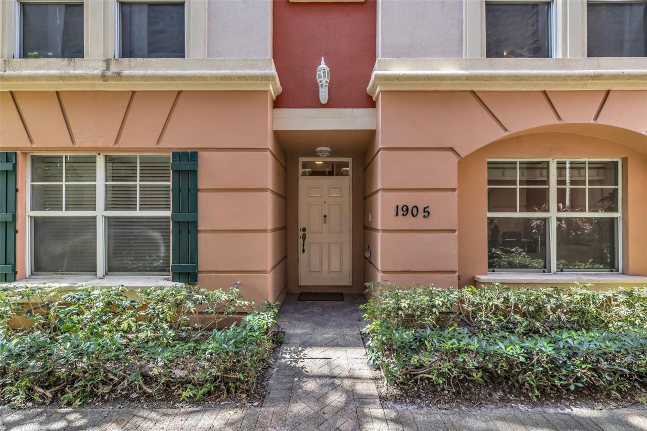 1033 NE 17th Way, Unit 1905, Fort Lauderdale, FL 33304 Photo