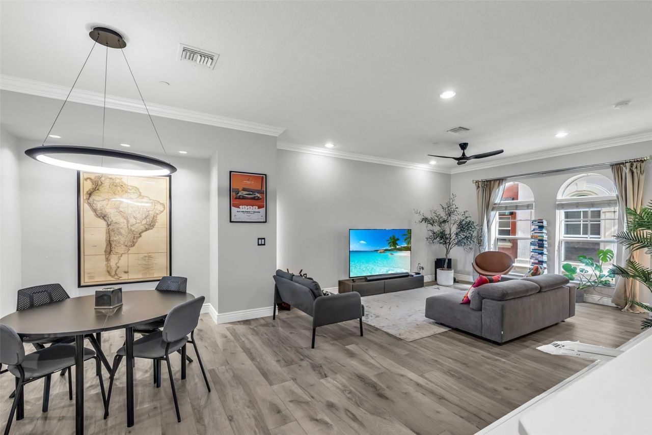 1033 NE 17th Way, Unit 1905, Fort Lauderdale, FL 33304 Photo