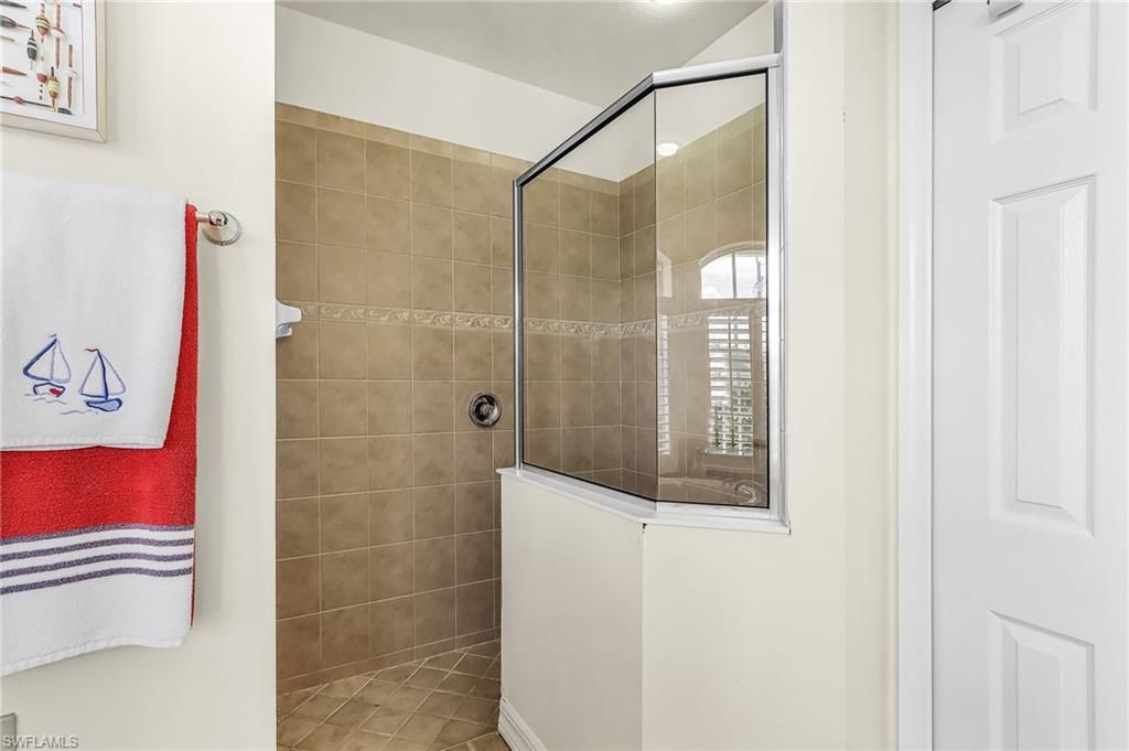 2027 SE 25th Ter, Cape Coral, FL 33904 Photo