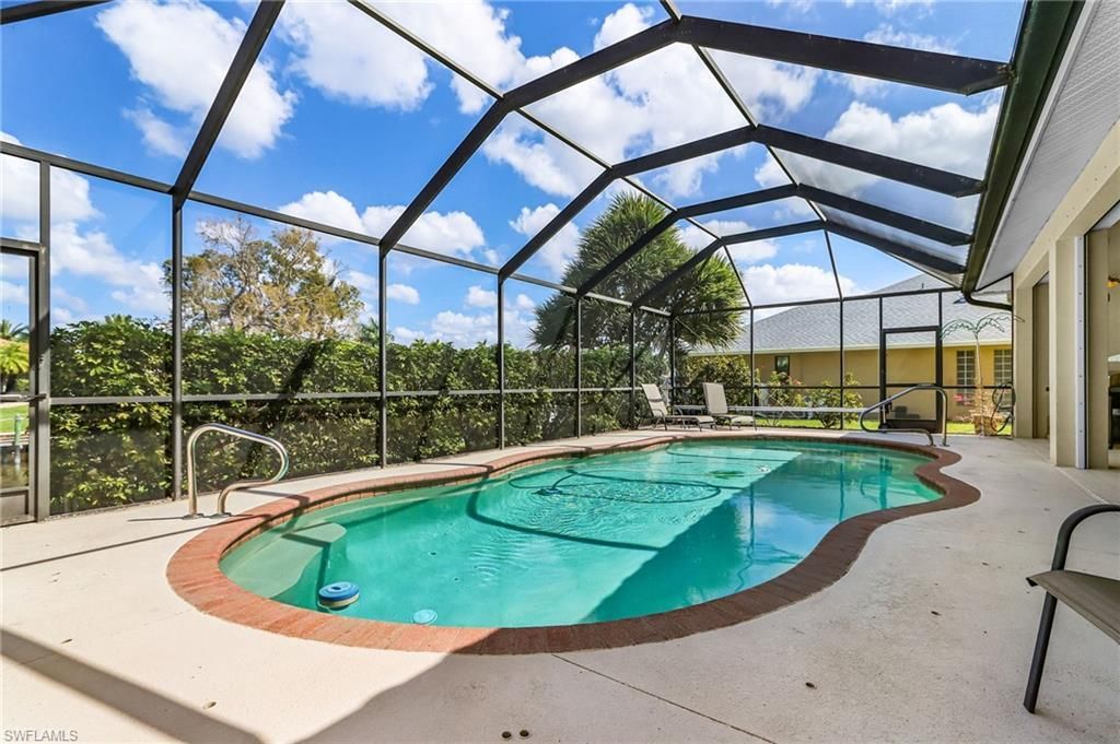 2027 SE 25th Ter, Cape Coral, FL 33904 Photo