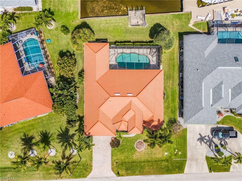 2027 SE 25th Ter, Cape Coral, FL 33904 Photo