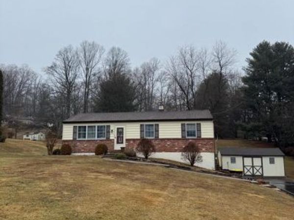 589 NEIMAN ROAD, POTTSTOWN, PA 19465