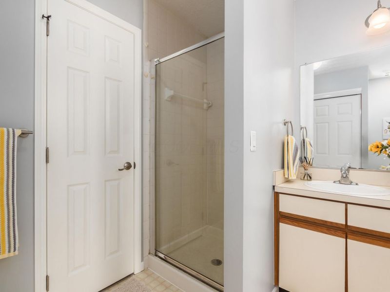 6924 Spruce Pine Drive, Columbus, OH 43235 Photo 15