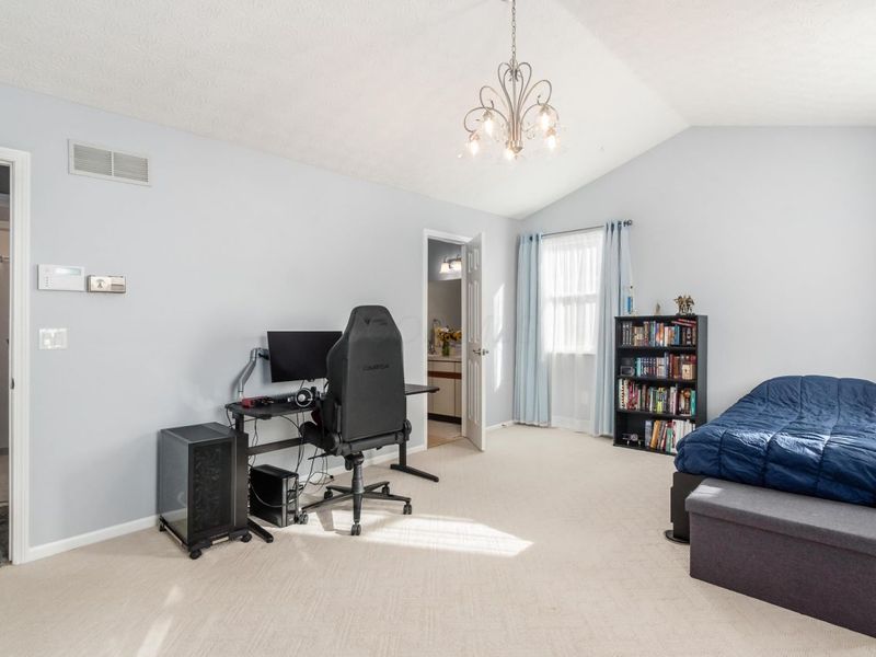 6924 Spruce Pine Drive, Columbus, OH 43235 Photo 8