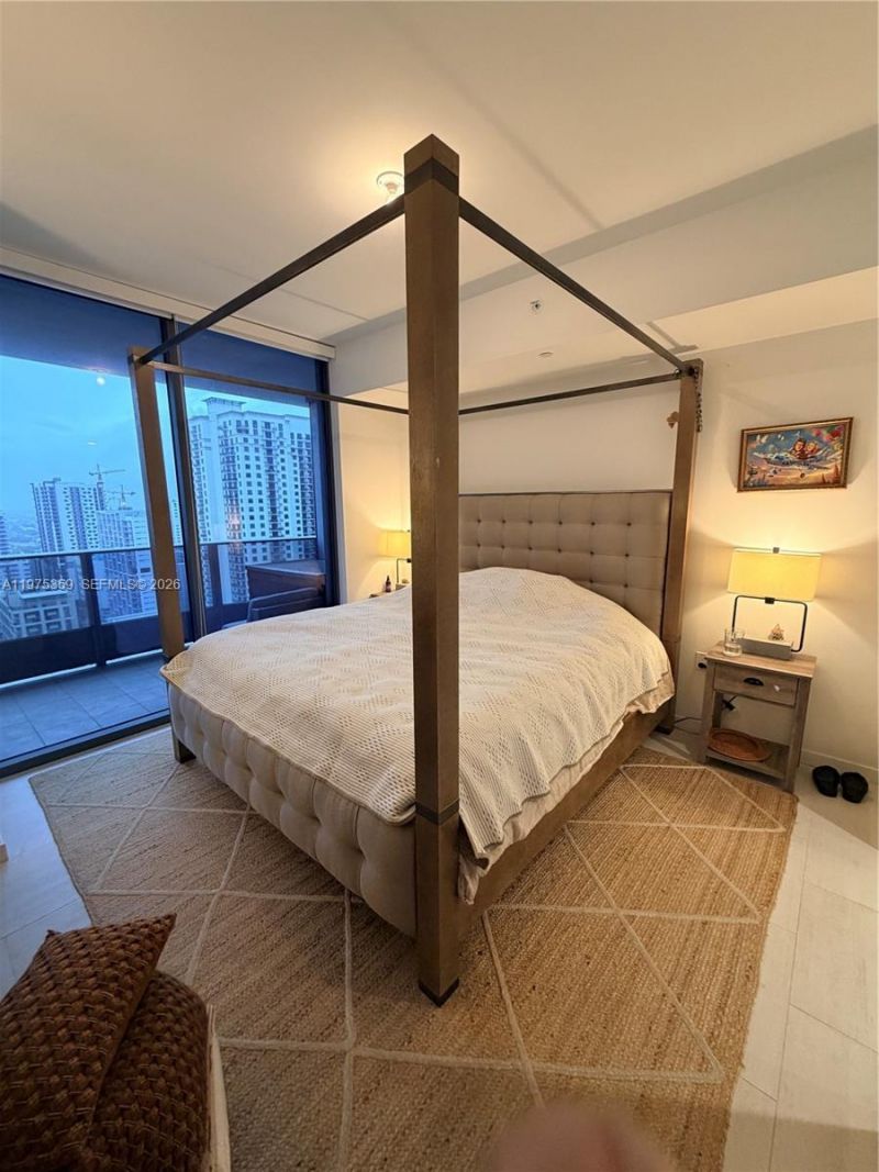 1000 Brickell Plz , Unit 2606, Miami, FL 33131 Photo