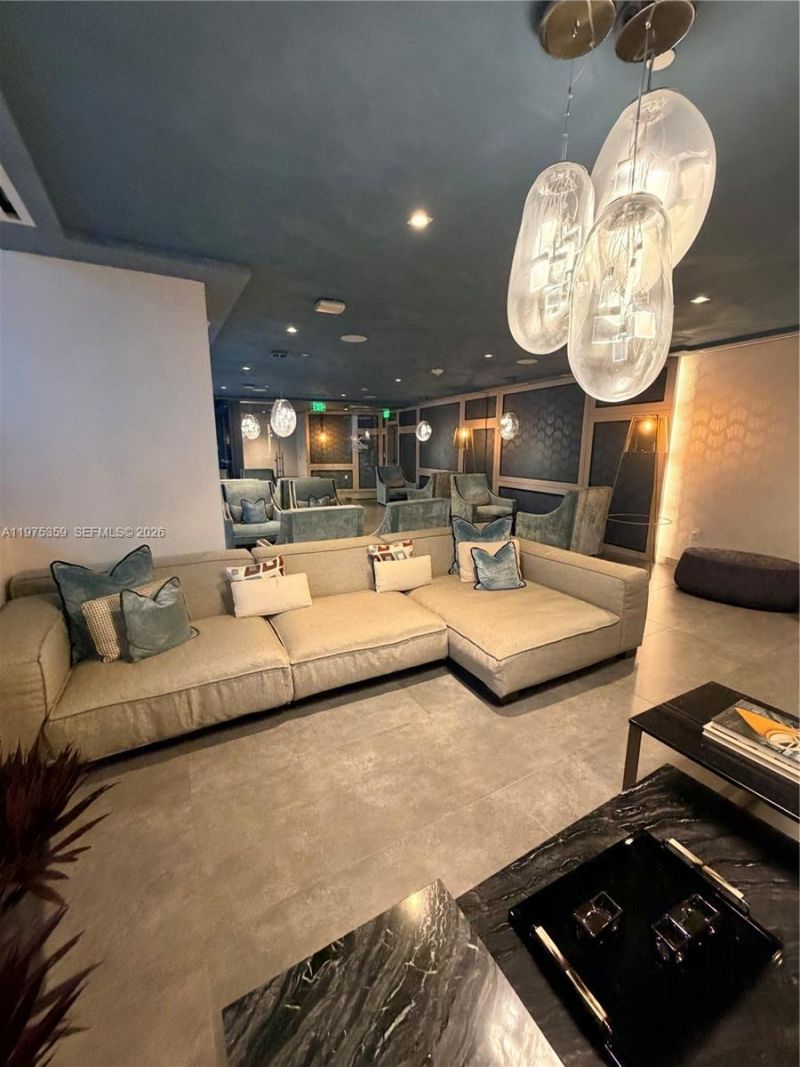 1000 Brickell Plz , Unit 2606, Miami, FL 33131 Photo