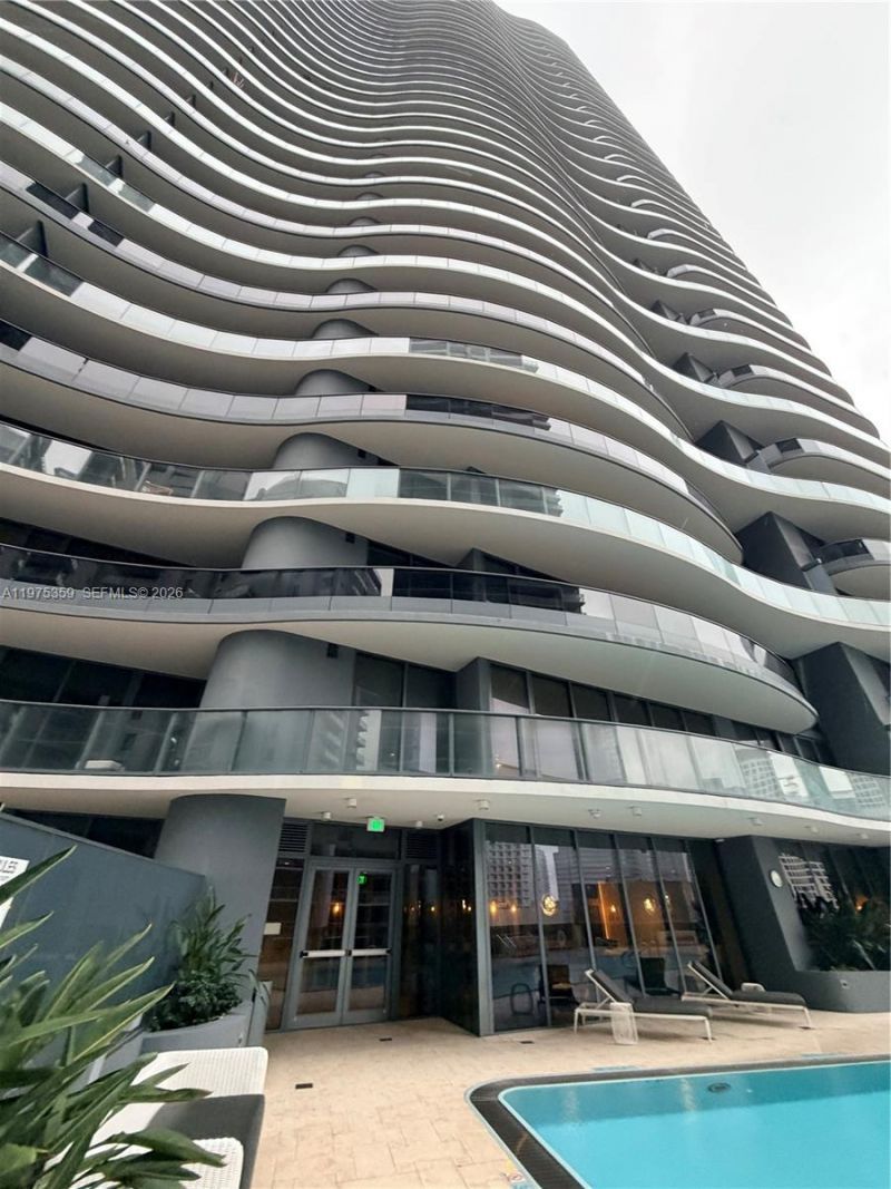 1000 Brickell Plz , Unit 2606, Miami, FL 33131 Photo