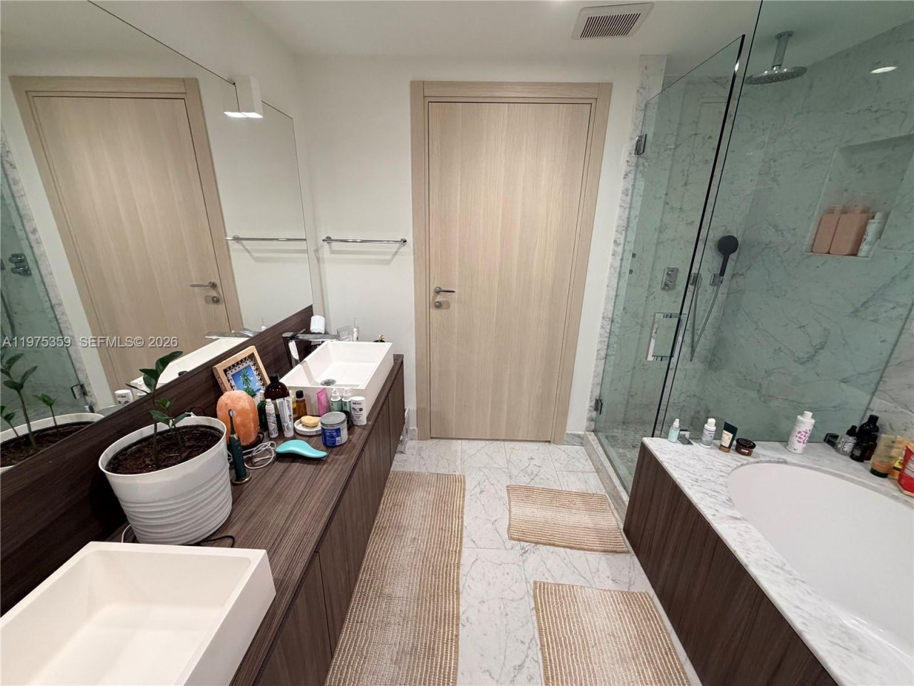 1000 Brickell Plz , Unit 2606, Miami, FL 33131 Photo