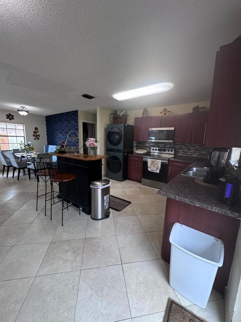 2370 NW 122nd Drive , Coral Springs, FL 33065 Photo
