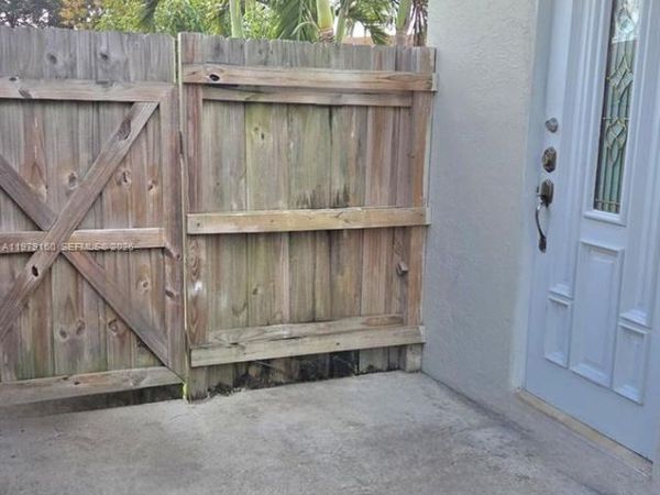 13902 SW 111th Pl, Unit B, Miami, FL 33176