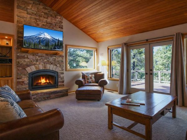 18074 E Butte Lane, Unit 20 E. Butt, Sunriver, OR 97707