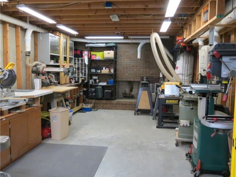 10160 Lochard Road, Sidney, OH 45365 Photo 32