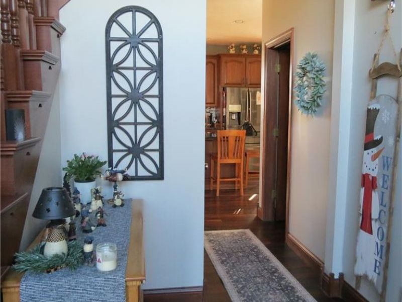 10160 Lochard Road, Sidney, OH 45365 Photo 4