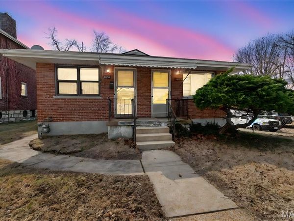 6048 Southwest Avenue , St Louis, MO 63139